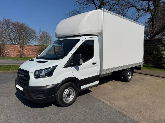 Ford Transit L4 2.0 EcoBlue 130ps FWD Luton Van Diesel White