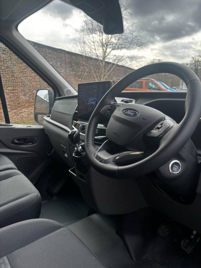 2024 Ford Transit 2.0 L4 H3 130ps Trend Van